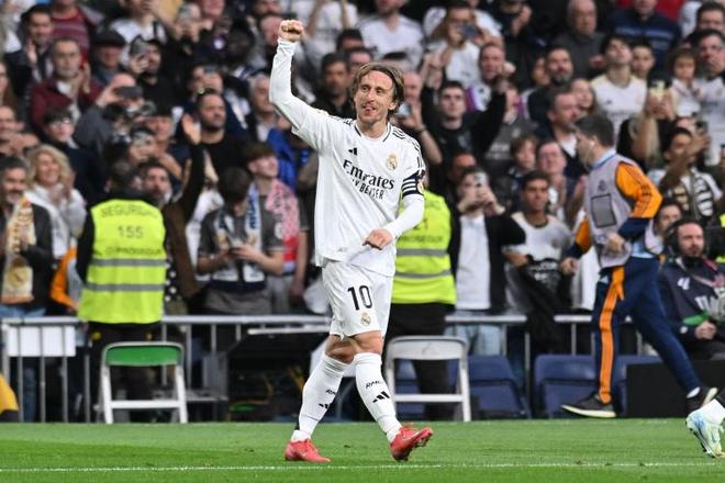 莫德里奇告別皇馬采訪：最難忘時刻是第十座歐冠，王朝從那里開始